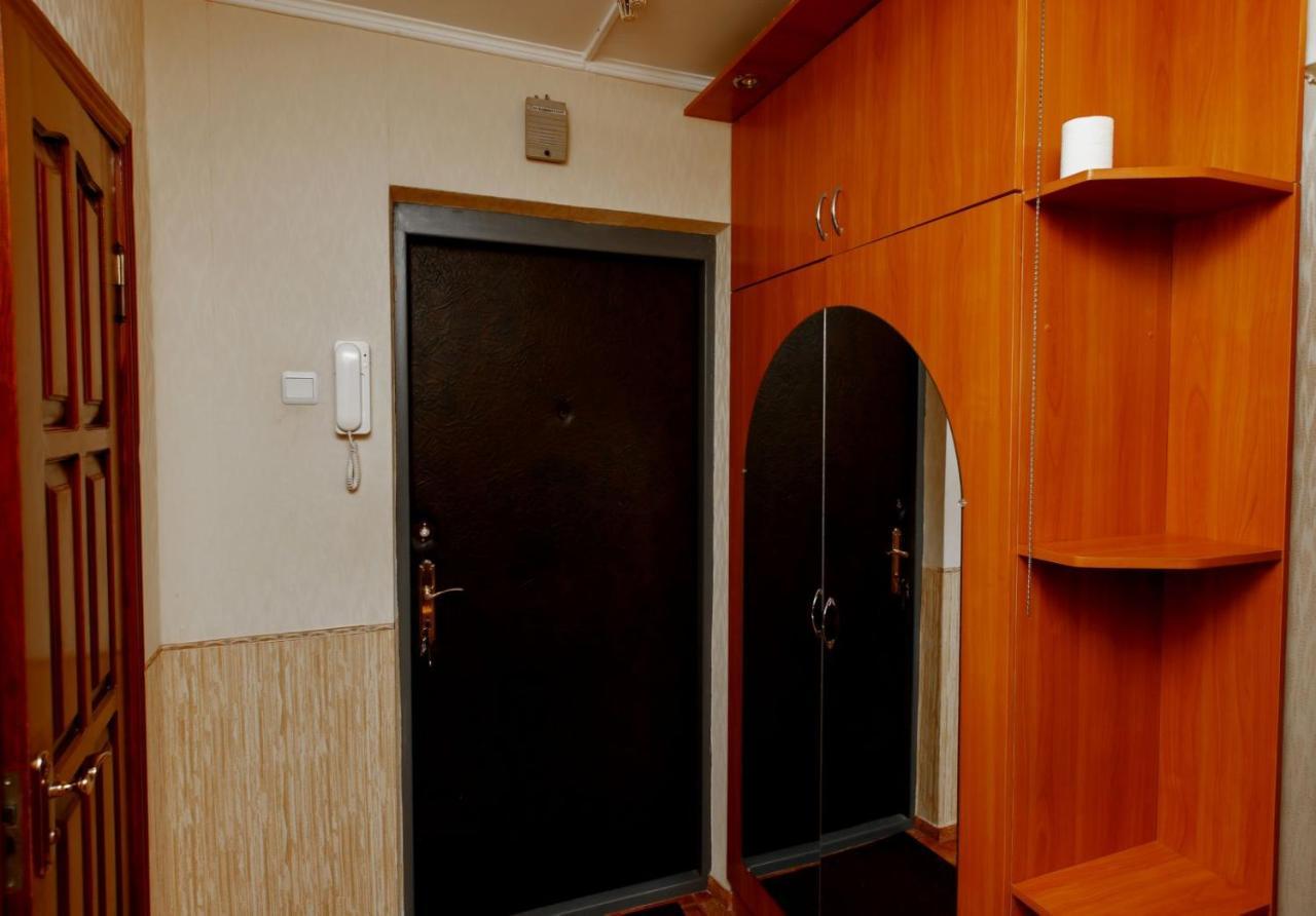 Сонячна Квартира На Княжому Затоні Kiev Extérieur photo