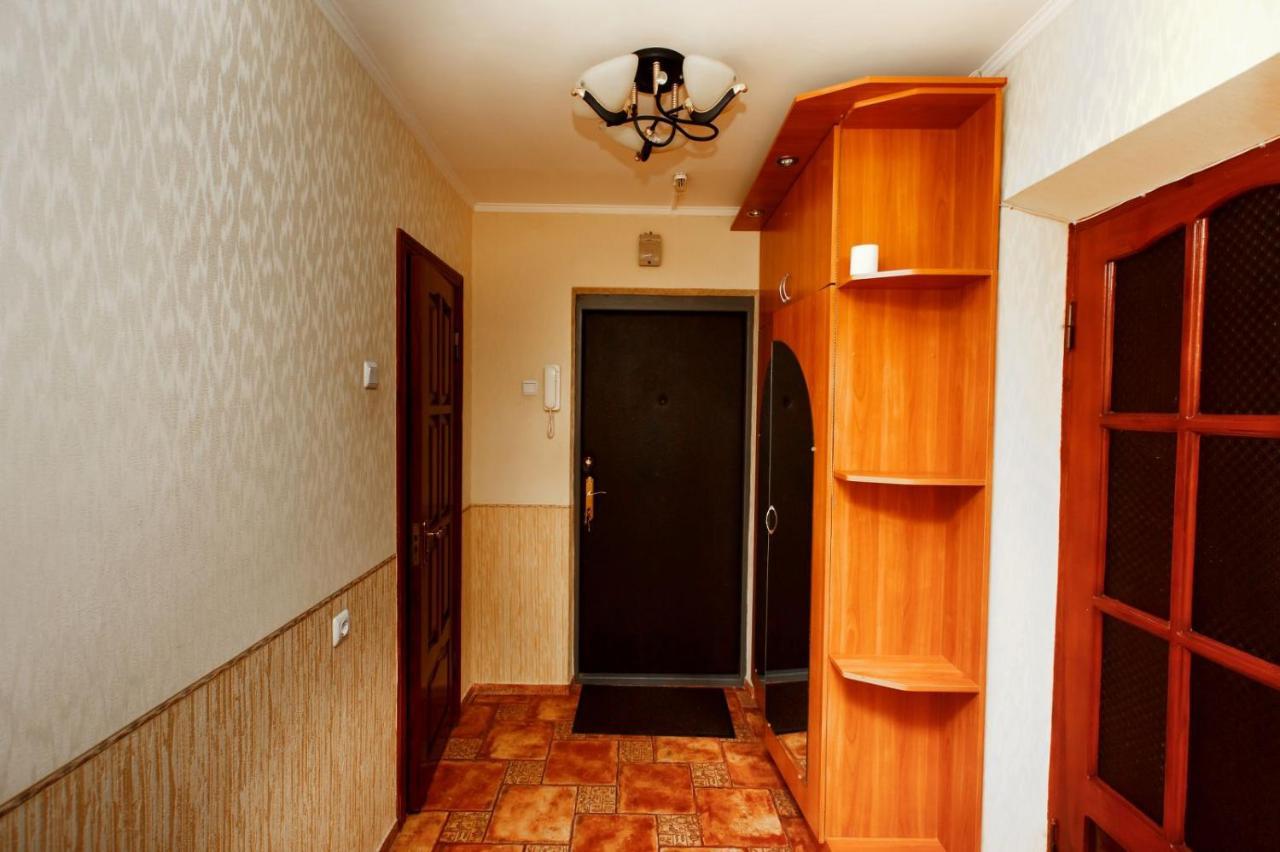 Сонячна Квартира На Княжому Затоні Kiev Extérieur photo